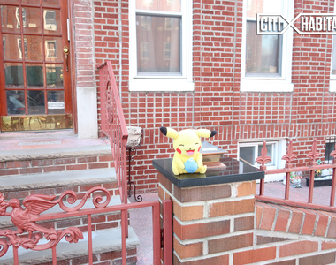 22 Lefferts Avenue - Photo Thumbnail 0