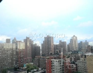 E 96th Street - Photo Thumbnail 1