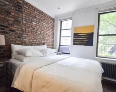 309 Mott St - Photo Thumbnail 1