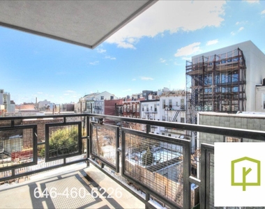 854 Metropolitan Ave - Photo Thumbnail 5