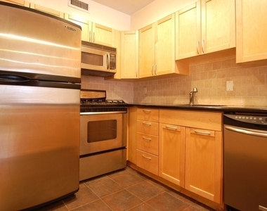 143 Mulberry St - Photo Thumbnail 1