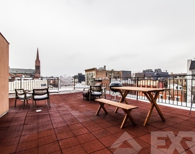 194 Montrose Avenue #3l - Photo Thumbnail 11