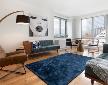 606 West 57th St, Apt. 3603 - Photo Thumbnail 5