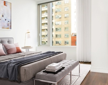 1065 Second Avenue, Apt. 301 - Photo Thumbnail 7