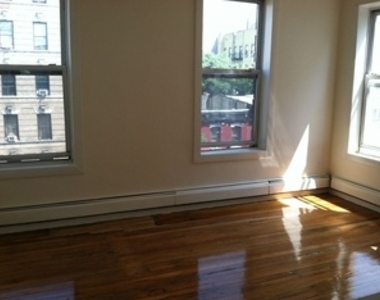 220 Roebling St Apt 8 - Photo Thumbnail 4