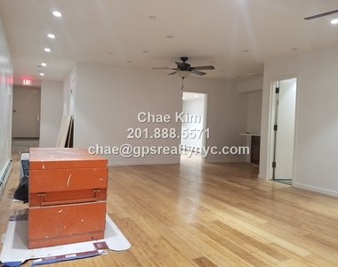 967 Columbus Avenue - Photo Thumbnail 1