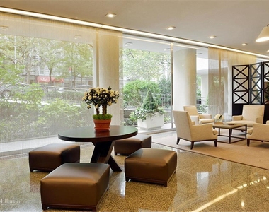 200 East 66th St - Photo Thumbnail 12