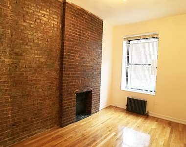 333 West 19th Street, # 1-E - Photo Thumbnail 1