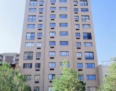 312 East 30th Street - Photo Thumbnail 8