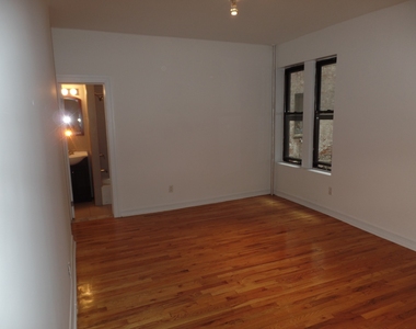 356 St Johns Place - Photo Thumbnail 9