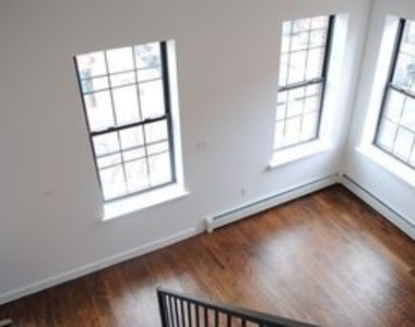 287 Quincy Street - Photo Thumbnail 3