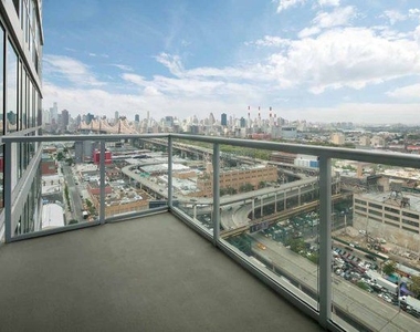  Hunters Point, Long Island City, Northwestern Queens, - Photo Thumbnail 1