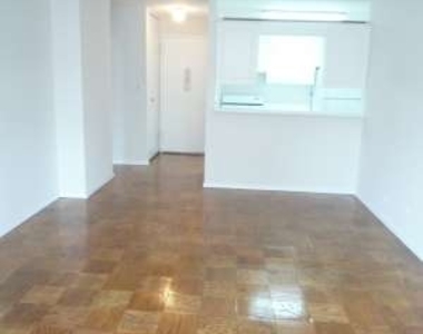 East 71 - Photo Thumbnail 1