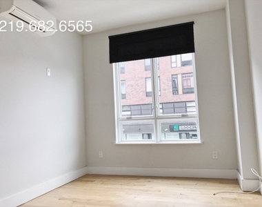 836 Dekalb Avenue - Photo Thumbnail 4