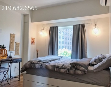 810 Flushing Avenue - Photo Thumbnail 5