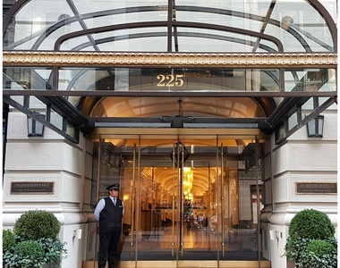 225 Fifth Avenue - Photo Thumbnail 7