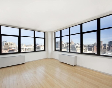 424 Bedford Ave - Photo Thumbnail 5