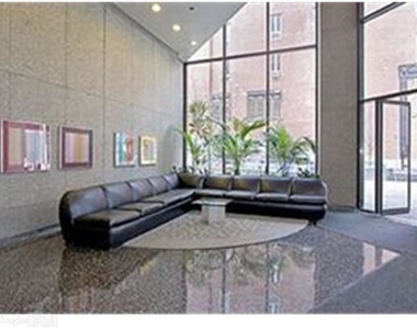 230 West 55th St - Photo Thumbnail 4