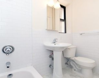 332 East 71st Street - Photo Thumbnail 4