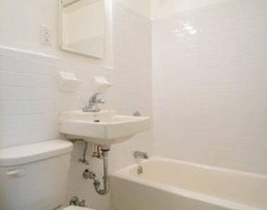 150 East 30th Street - Photo Thumbnail 7