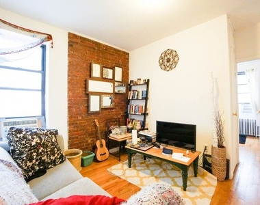 17 Stuyvesant Street - Photo Thumbnail 1