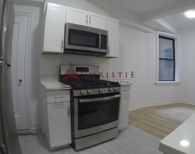 173 West 78th Street - Photo Thumbnail 5