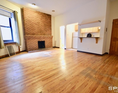 312 West 73rd Street - Photo Thumbnail 6