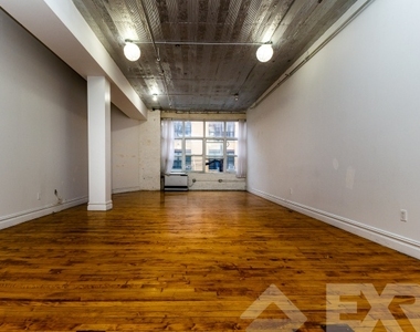 1087 Flushing Avenue - Photo Thumbnail 2