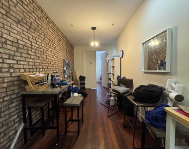 126 Grattan Street - Photo Thumbnail 2