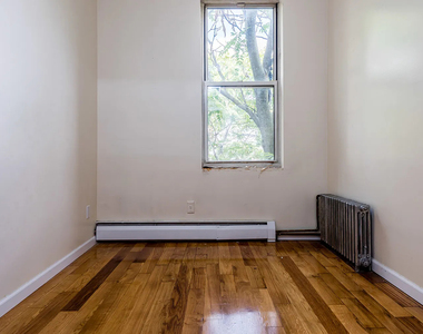 229 Jefferson Street - Photo Thumbnail 3