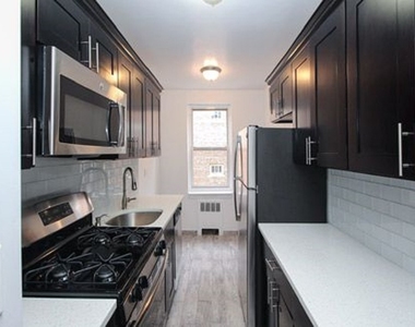 2 Bedroom in Rego Park  - Photo Thumbnail 0