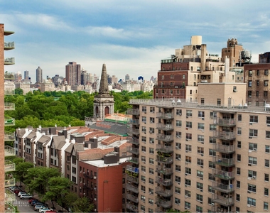 382 Central Park West - Photo Thumbnail 15