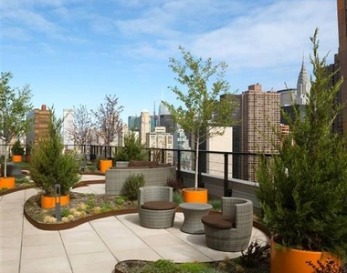 401 East 34th Street - Photo Thumbnail 14