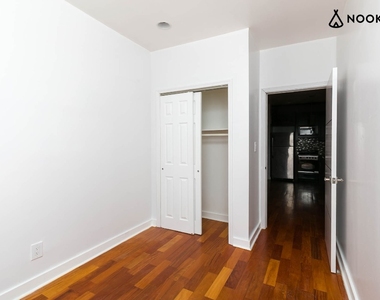 85 Ralph Ave - Photo Thumbnail 4