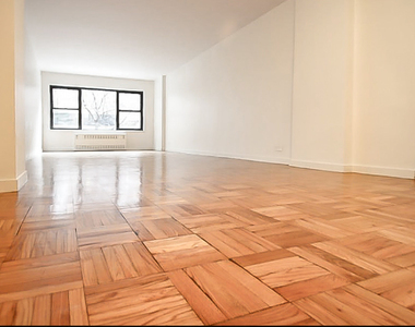 412 East 55th - Photo Thumbnail 3