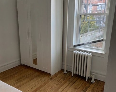 32-74 38th Street - Photo Thumbnail 6