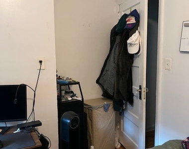 32-74 38th Street - Photo Thumbnail 8