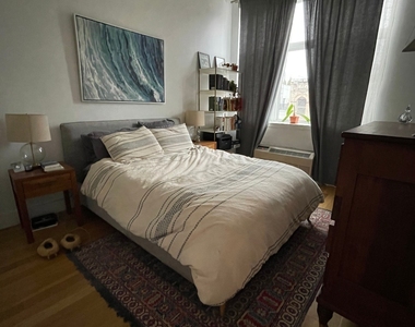 140 Hope Street - Photo Thumbnail 2