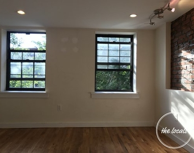 1358 Hancock Street - Photo Thumbnail 7