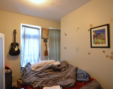 810 Saint Johns Place - Photo Thumbnail 6