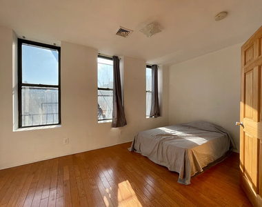 155 East 108th Street - Photo Thumbnail 7