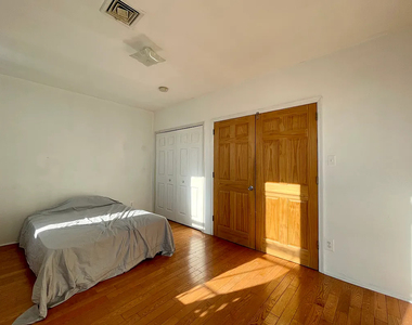 155 East 108th Street - Photo Thumbnail 9