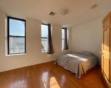 155 East 108th Street - Photo Thumbnail 3