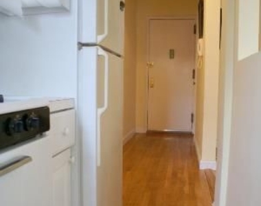 245 E 37th st #6H - Photo Thumbnail 3