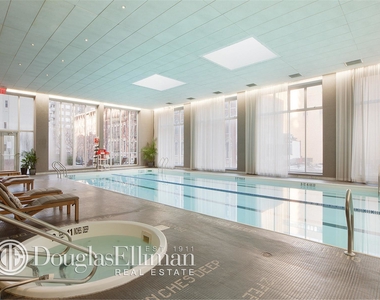 515 East 72nd St - Photo Thumbnail 8