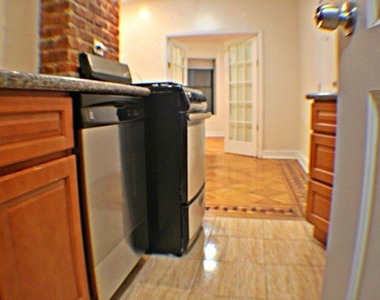 1508 Bedford Ave - Photo Thumbnail 3