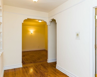 102 Albemarle Rd - Photo Thumbnail 6