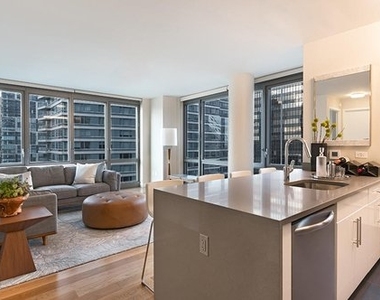 606 W 57th St - Photo Thumbnail 1