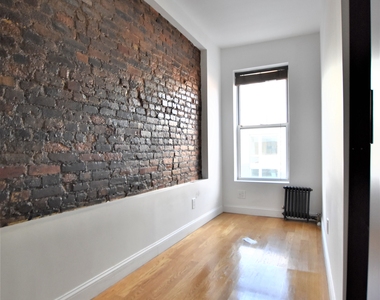 444 East 13th Street - Photo Thumbnail 4