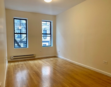 283 Mott St #2S New York, NY 10012 - Photo Thumbnail 4